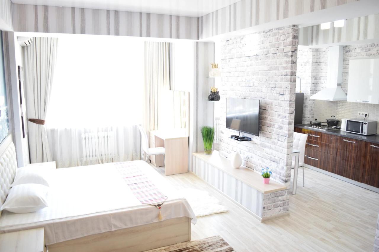 Studio Boutique Apartment บิชเคก ภายนอก รูปภาพ