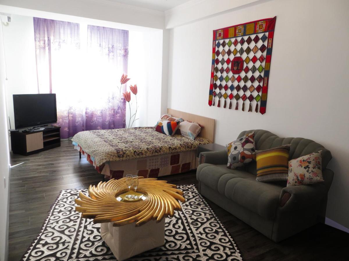 Studio Boutique Apartment บิชเคก ภายนอก รูปภาพ